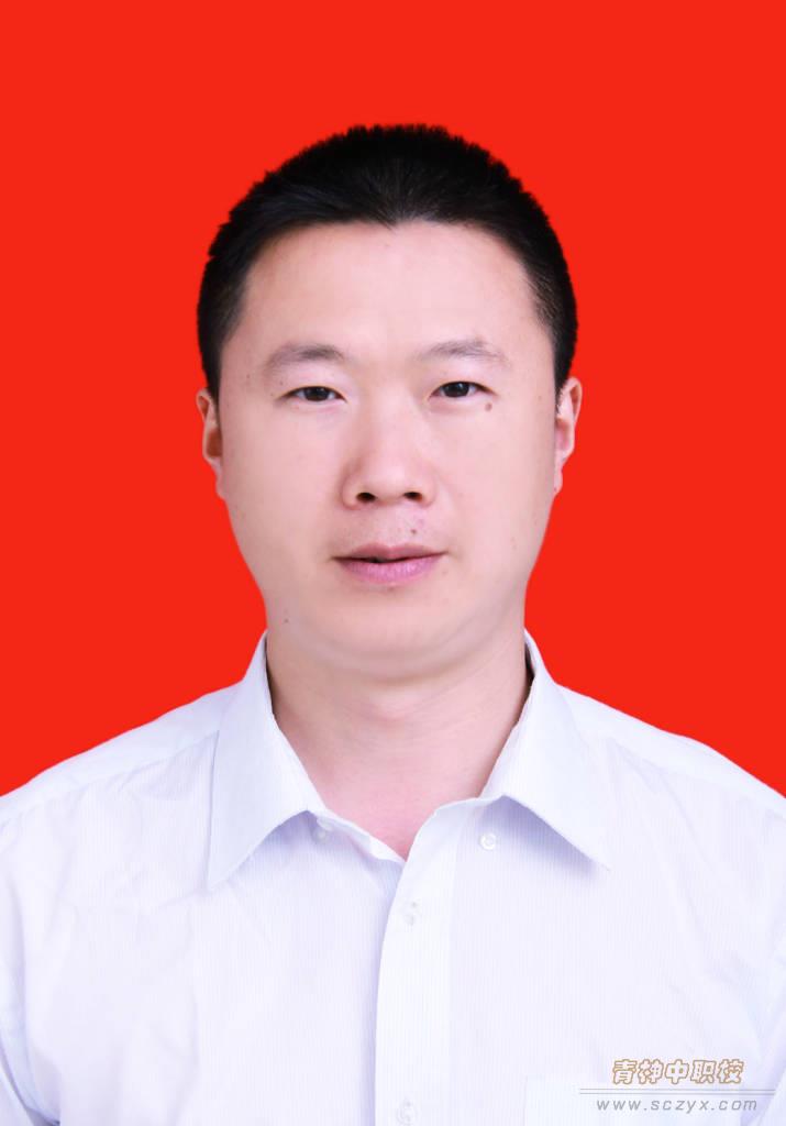万建恩