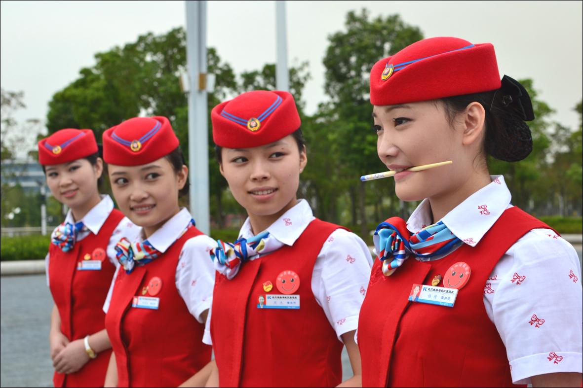 我校高铁乘务员培训图片（四）